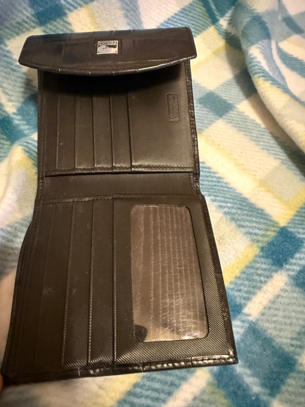 Dooney and Bourke credit card wallet - Picture 5 of 9